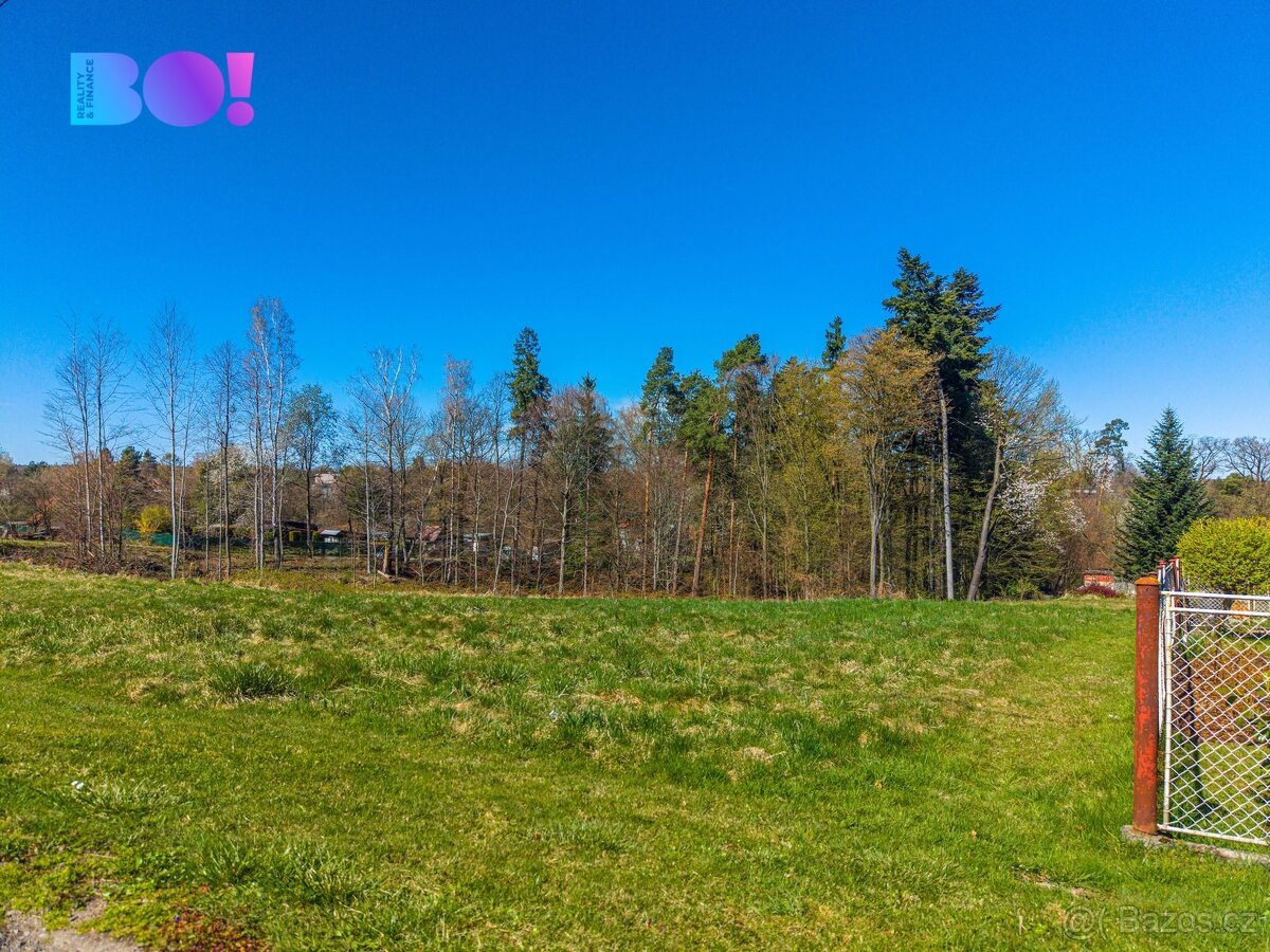 Prodej stavebního pozemku 1649 m² - Bludovice