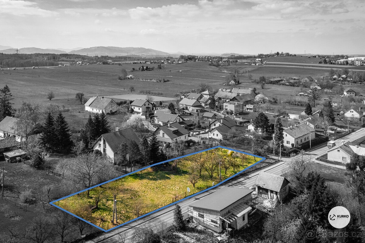 Pozemek o výměře 1930 m2 v obci Sedliště