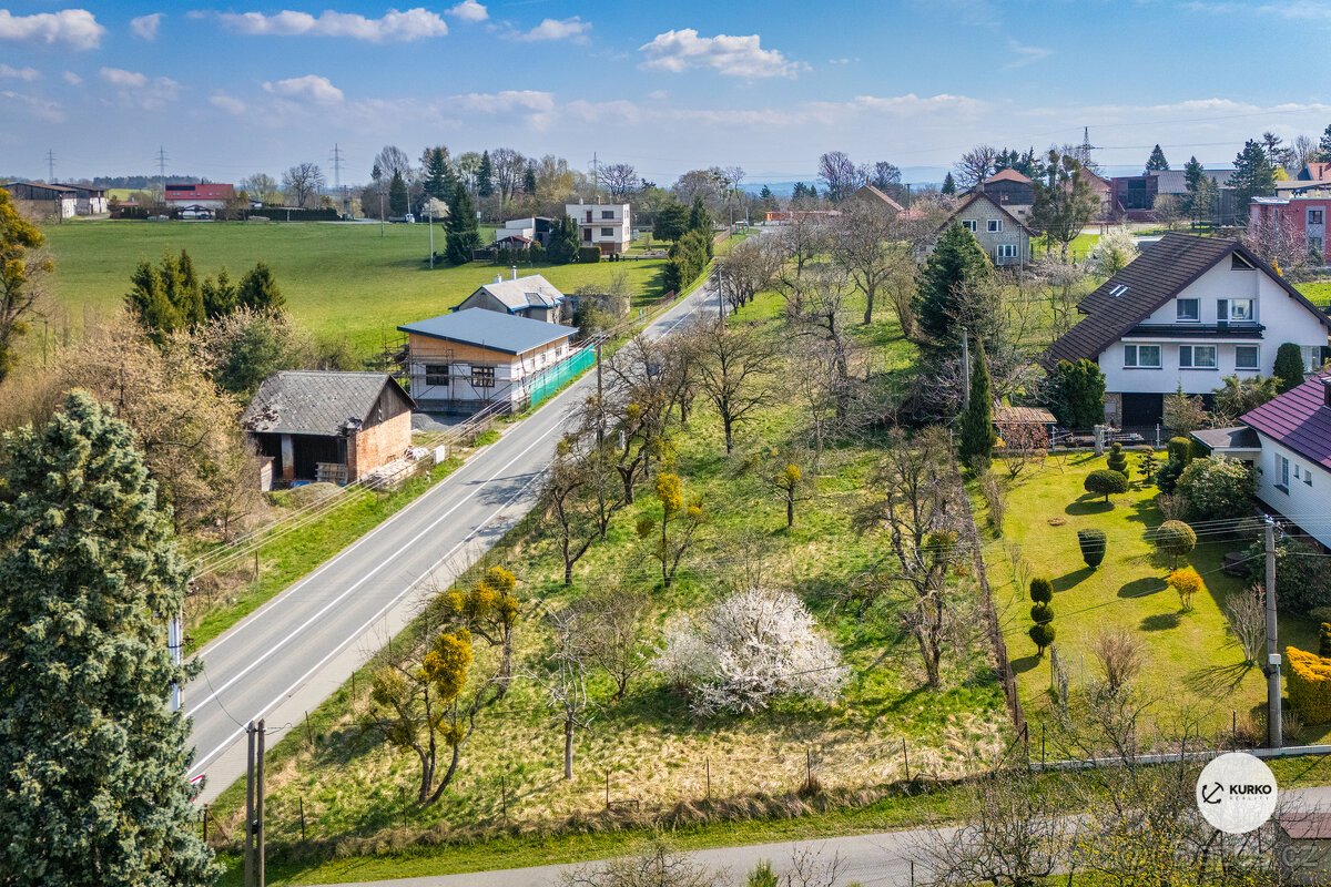 Pozemek o výměře 1930 m2 v obci Sedliště