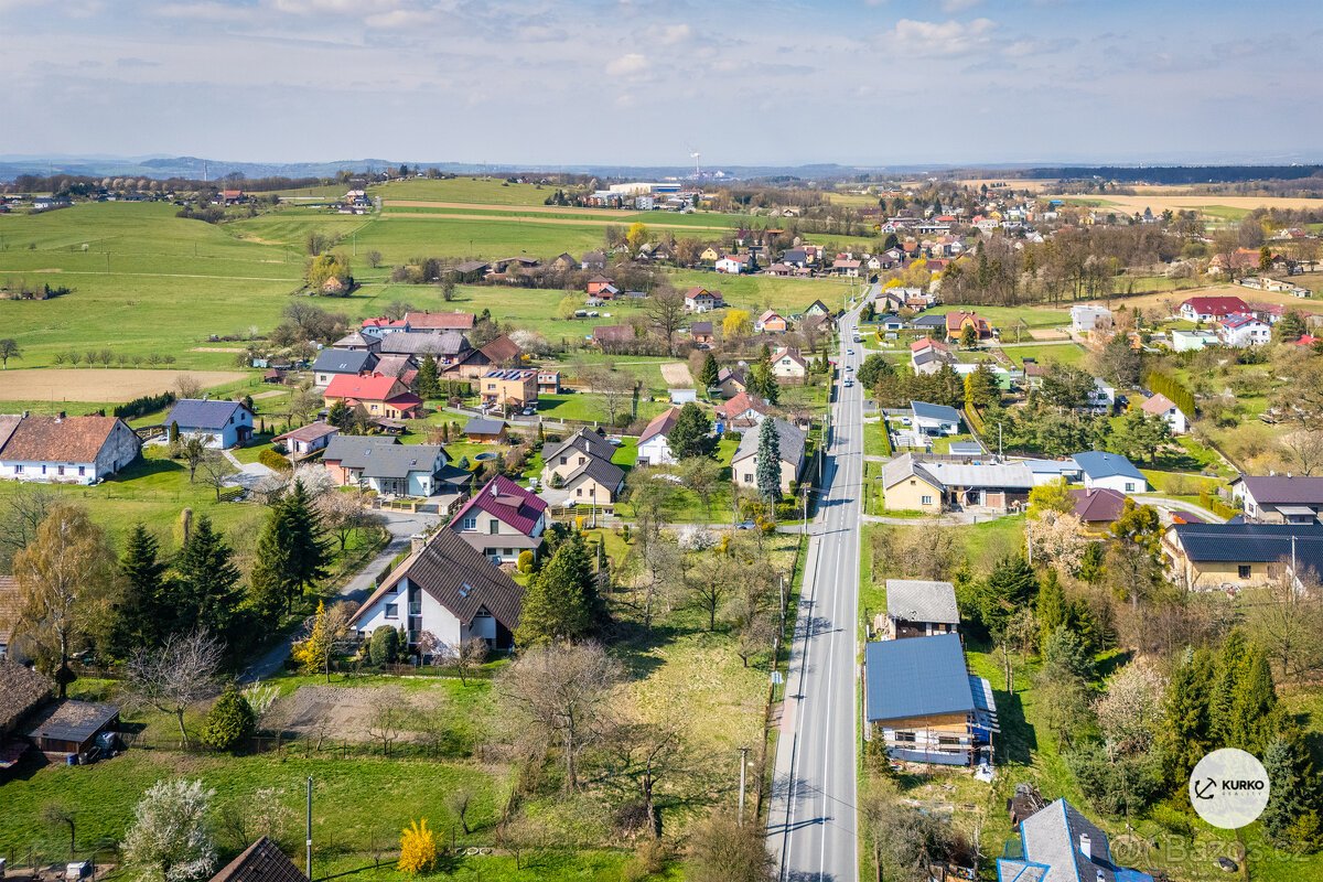 Pozemek o výměře 1930 m2 v obci Sedliště
