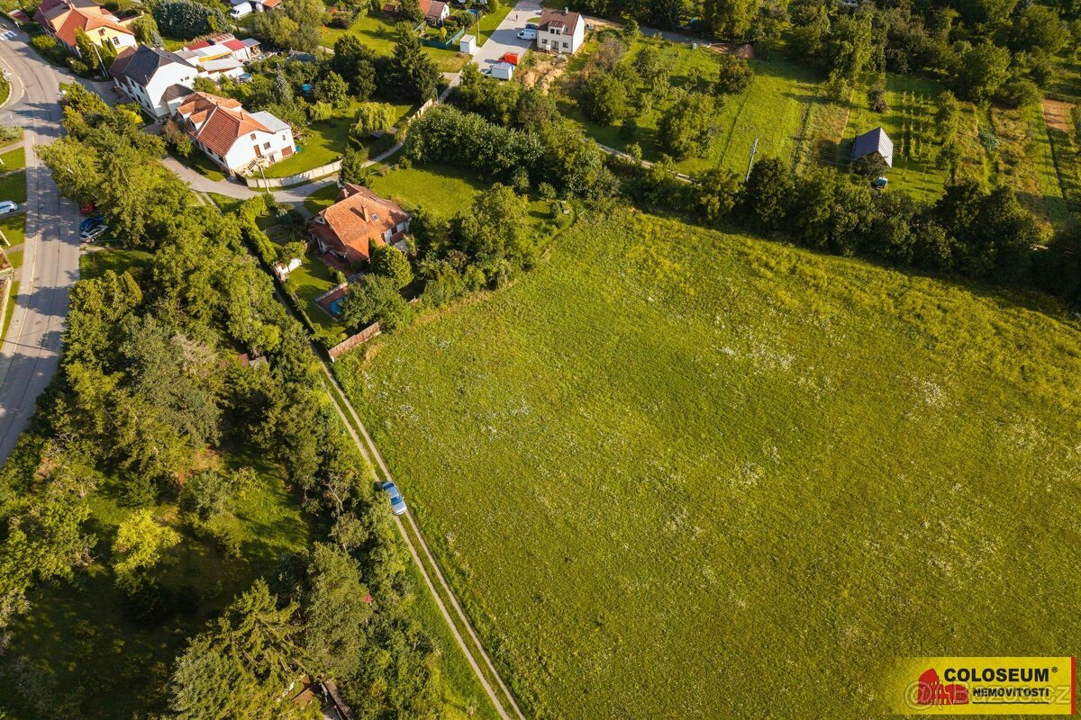 Říčany u Brna, stavební pozemek 2.573 m², prestižní lokalita
