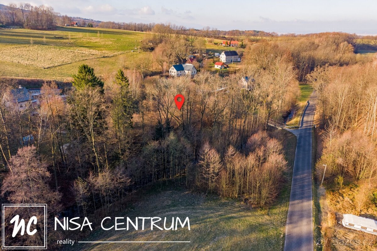 Prodej stavebního pozemku 1 222 m² v Heřmanicích