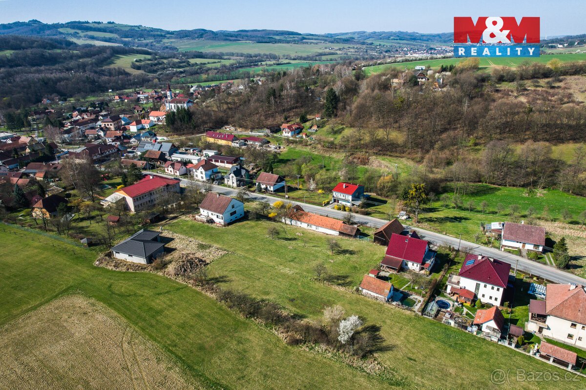 Prodej pozemku k bydlení, 1112 m², Zádveřice-Raková