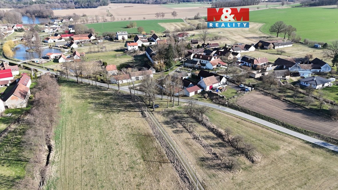 Prodej pozemku k bydlení v Dírné