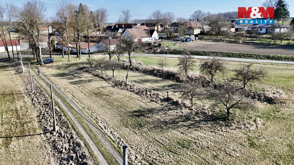 Prodej pozemku k bydlení v Dírné