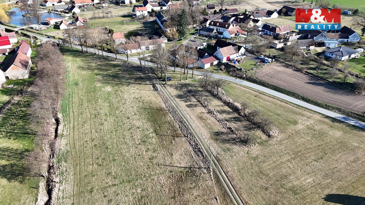 Prodej pozemku k bydlení v Dírné