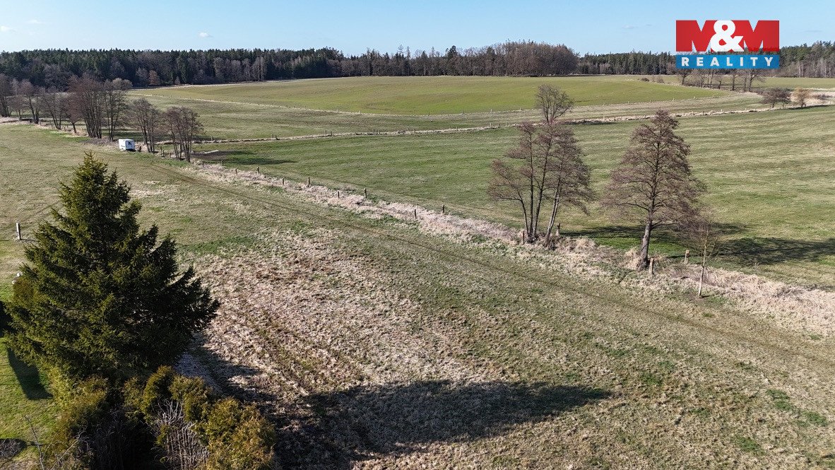 Prodej pozemku k bydlení v Dírné