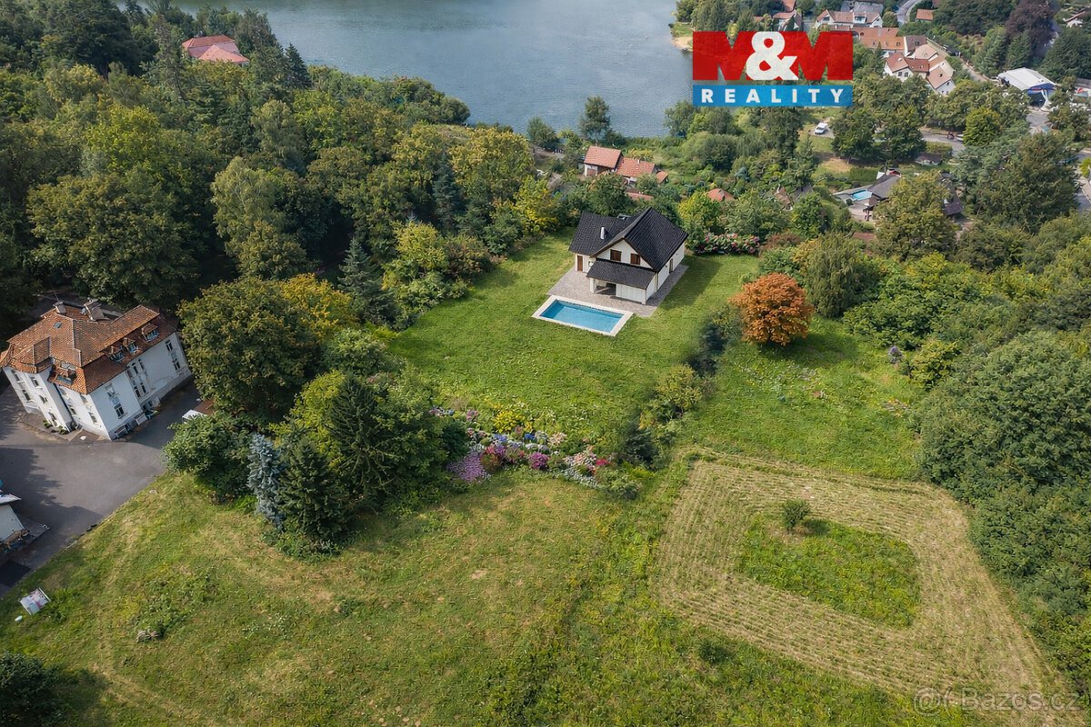 Prodej pozemku k bydlení, 2611 m², Jevany