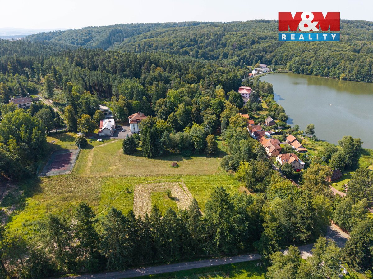 Prodej pozemku k bydlení, 2611 m², Jevany