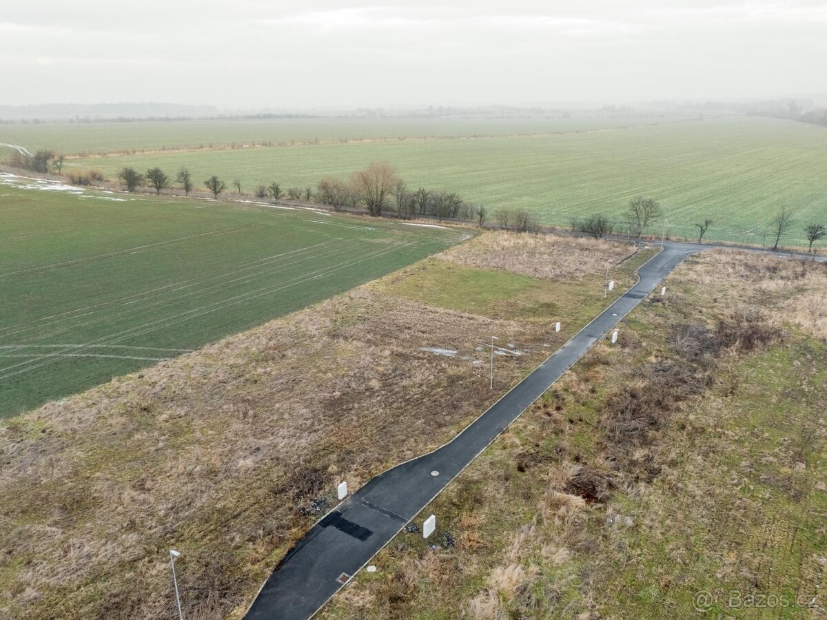 Prodej pozemku 823 m2, Jistebník