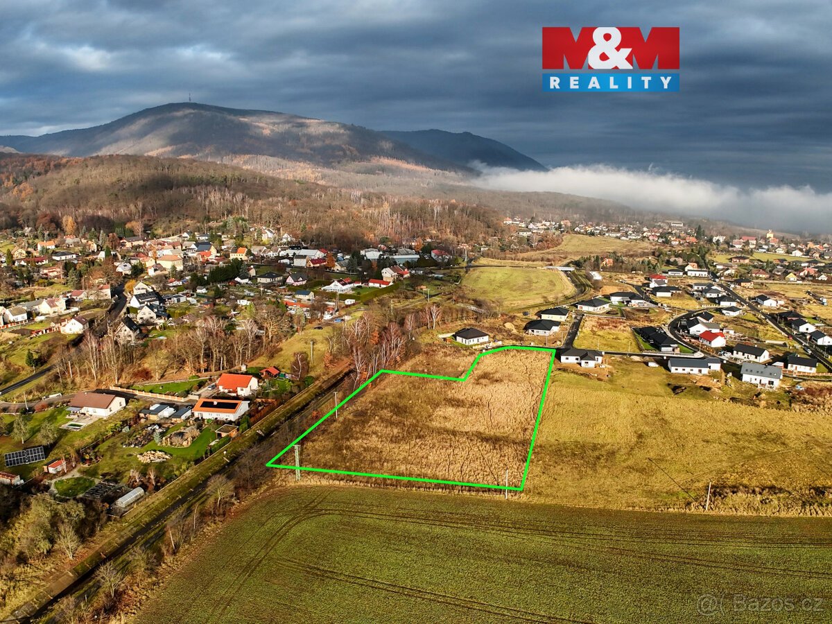 Prodej pozemku k bydlení, 9329 m², Vysoká Pec