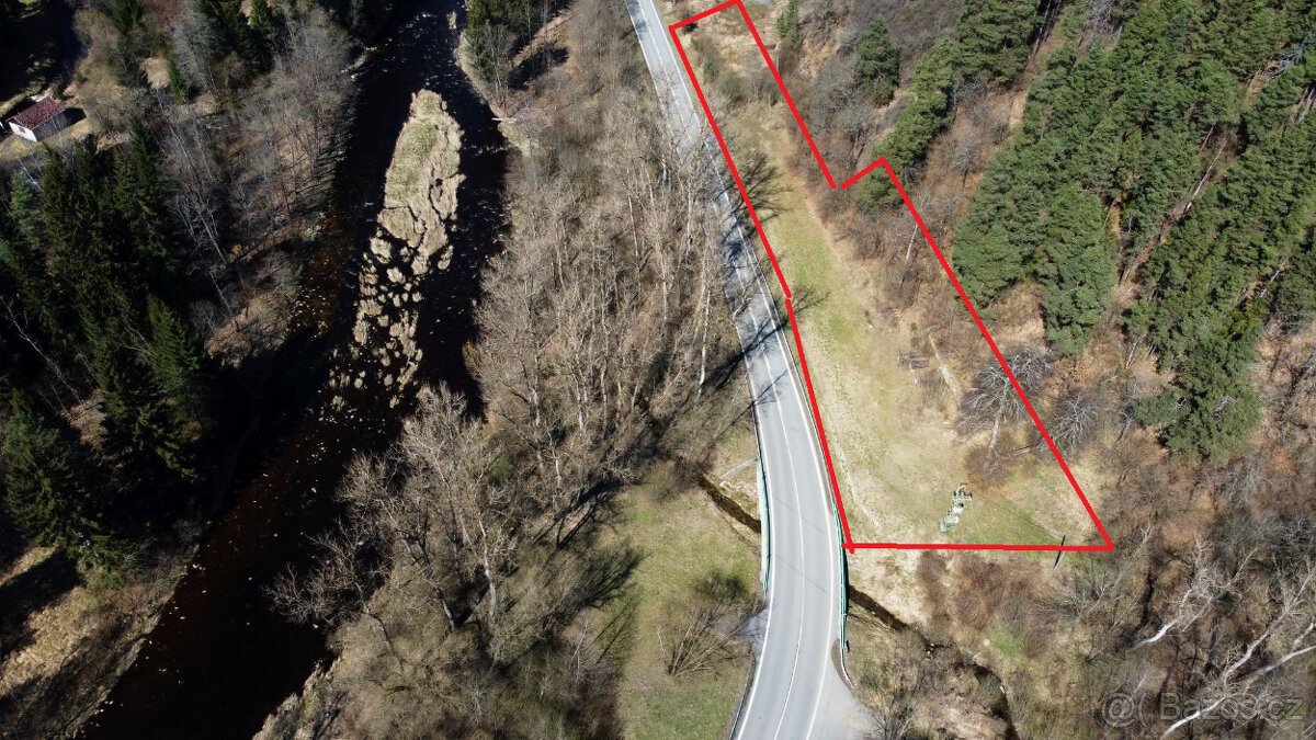 Komplex pozemků se staveb. potenciálem – Annín, Šumava