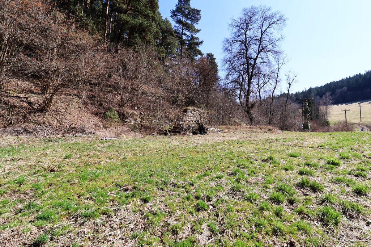 Komplex pozemků se staveb. potenciálem – Annín, Šumava