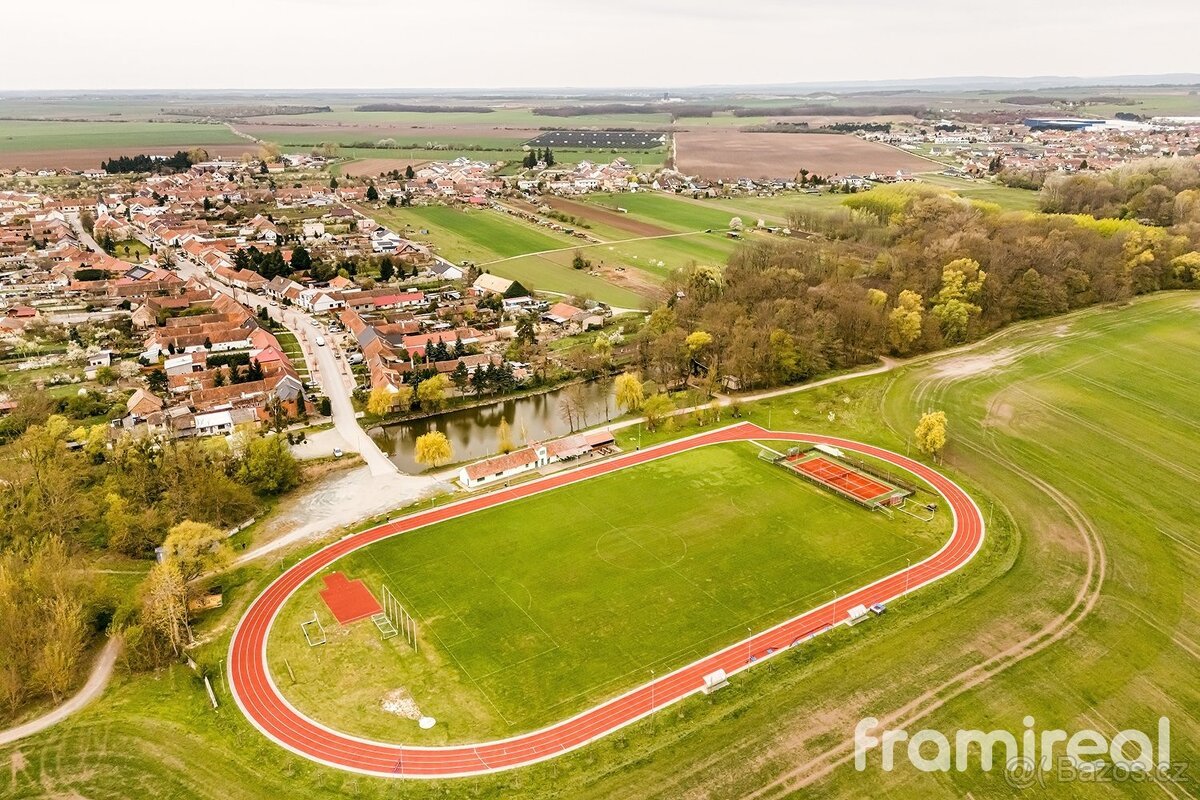 Prodej stavebního pozemku 466 m², Přísnotice, ev.č. 02089