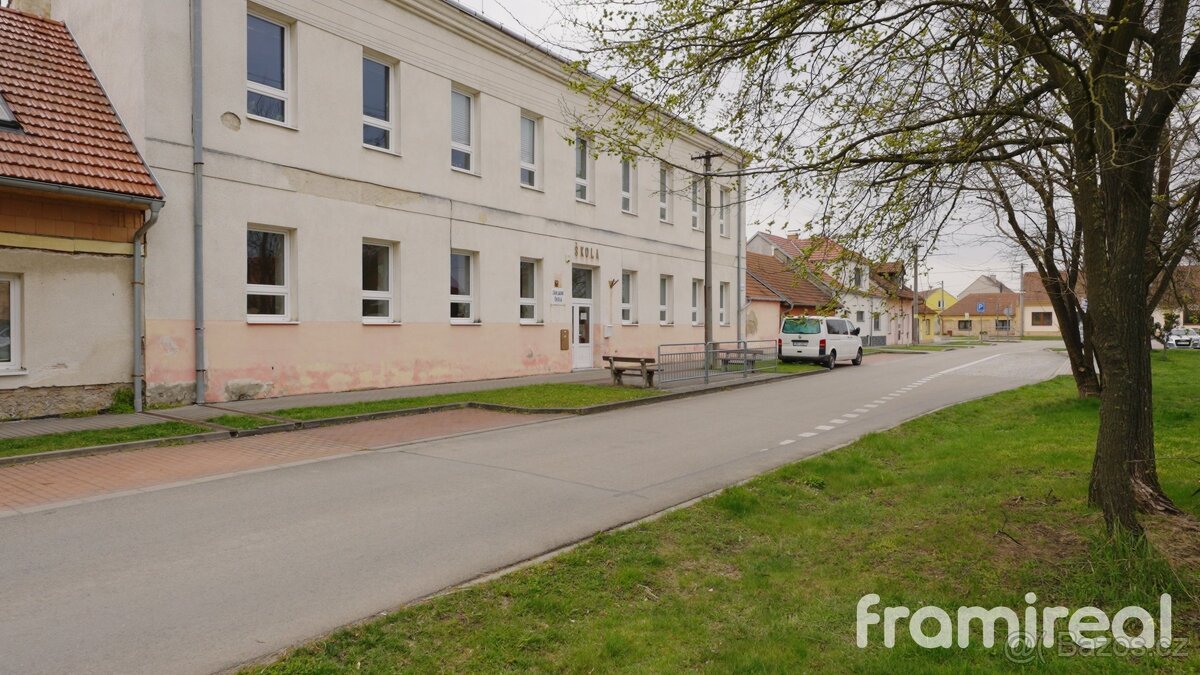 Prodej stavebního pozemku 466 m², Přísnotice, ev.č. 02089