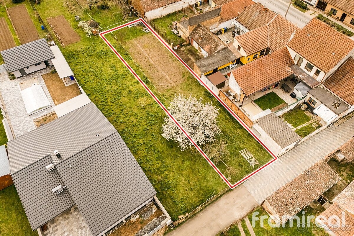 Prodej stavebního pozemku 466 m², Přísnotice, ev.č. 02089