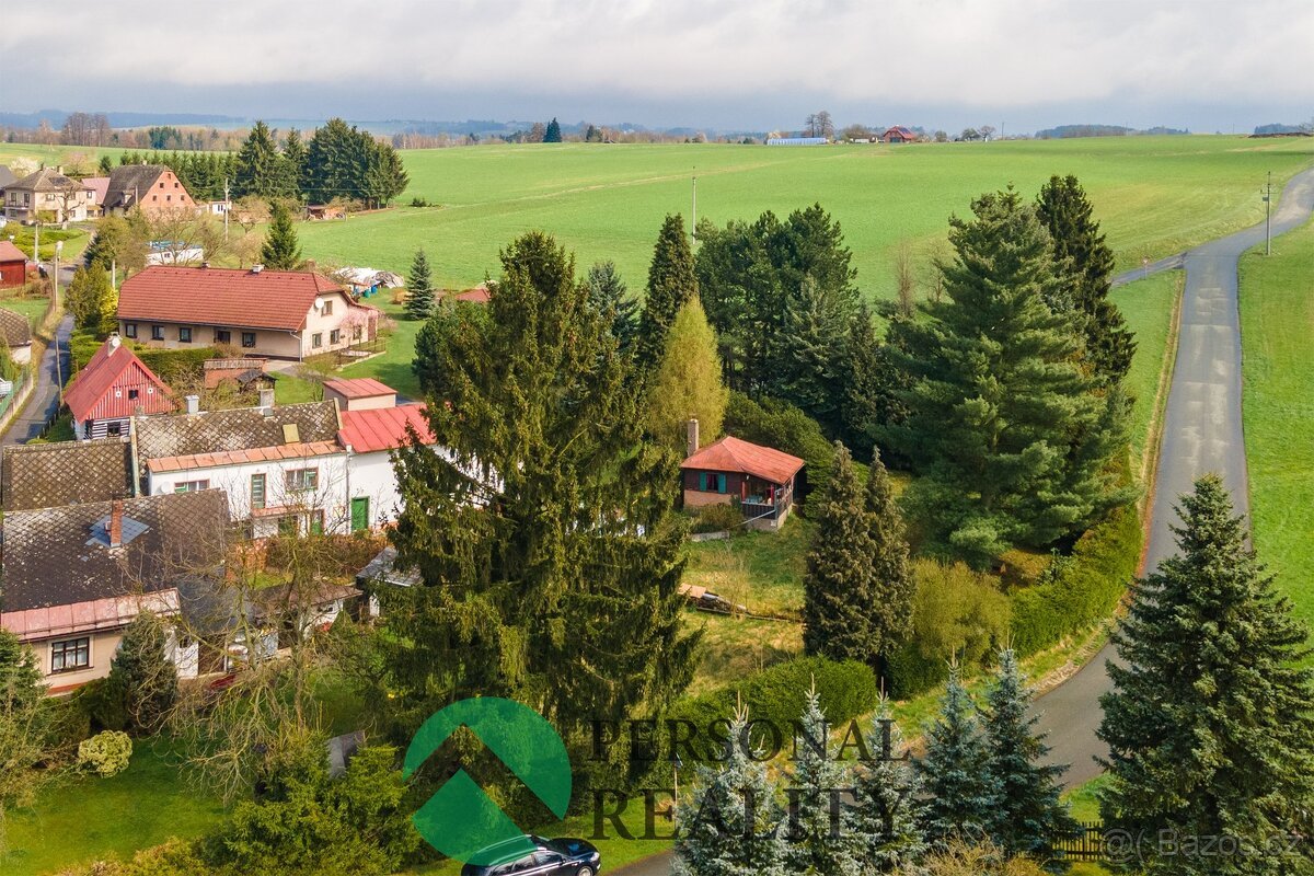 Prodej stavebního pozemku 1 100 m², Červený Kostelec - Olešn
