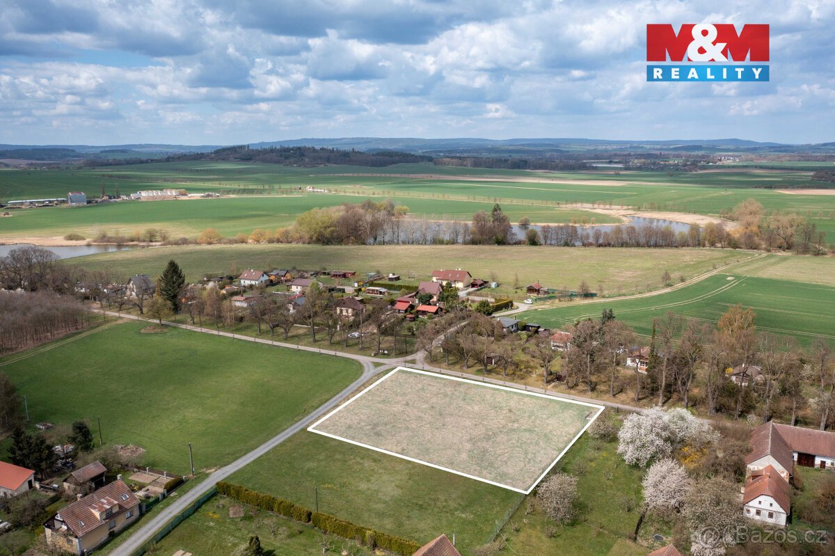 Prodej pozemku k bydlení, 2692 m², Březnice