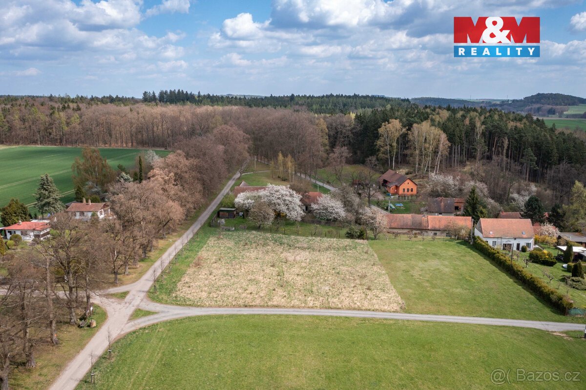 Prodej pozemku k bydlení, 2692 m², Březnice