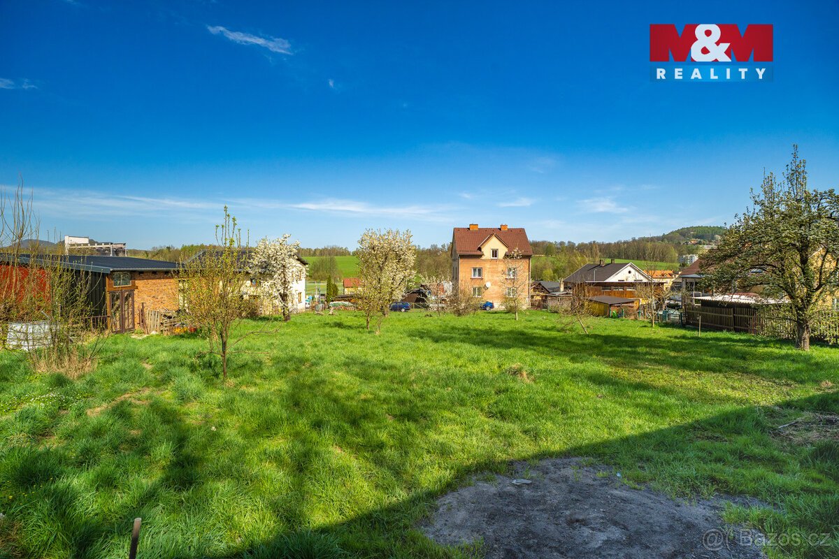 Prodej pozemku k bydlení, 834 m², Česká Kamenice