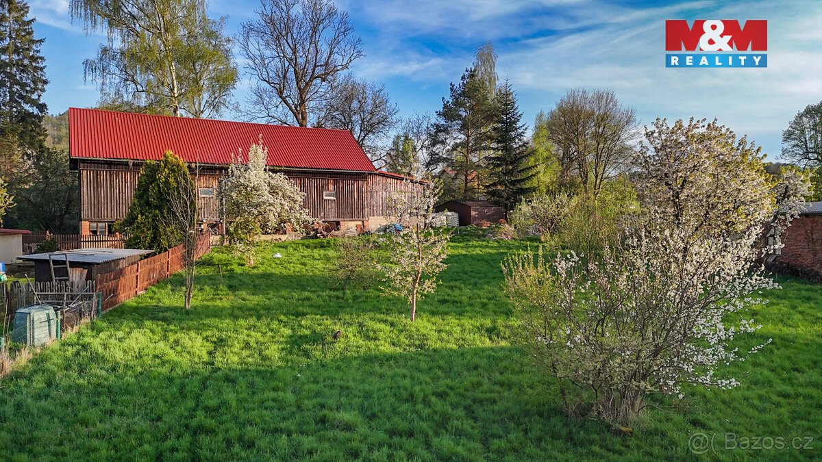 Prodej pozemku k bydlení, 834 m², Česká Kamenice