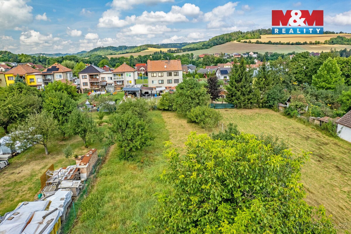 Prodej pozemku k bydlení, 1180 m², Drnovice, ul. Drnovice