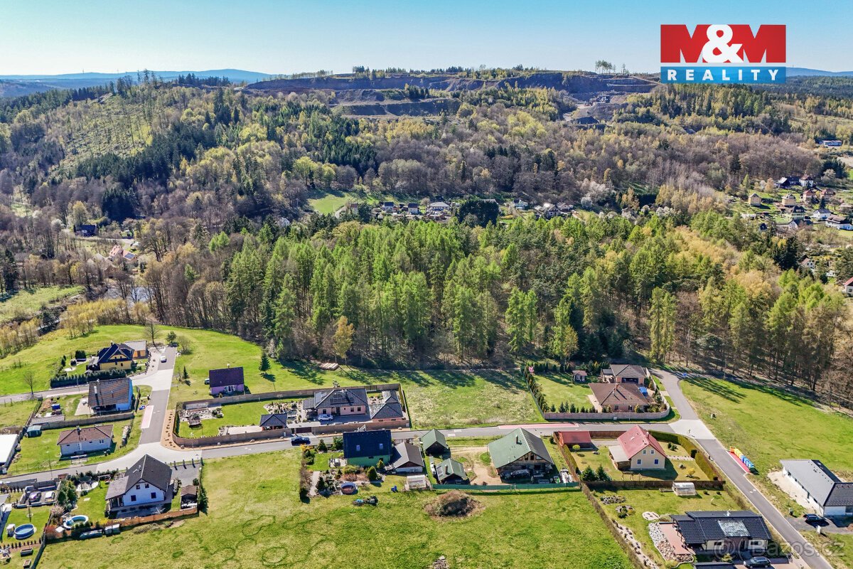 Prodej pozemku k bydlení, 1942 m², Libá u Chebu