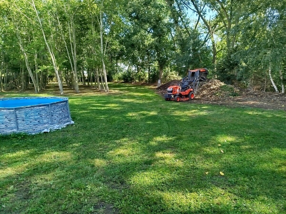 Prodám stavební pozemek 3500m2.