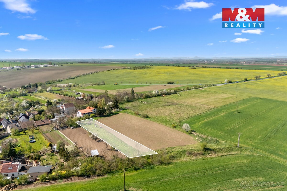 Prodej stavebního pozemku, 1468 m², Neuměřice