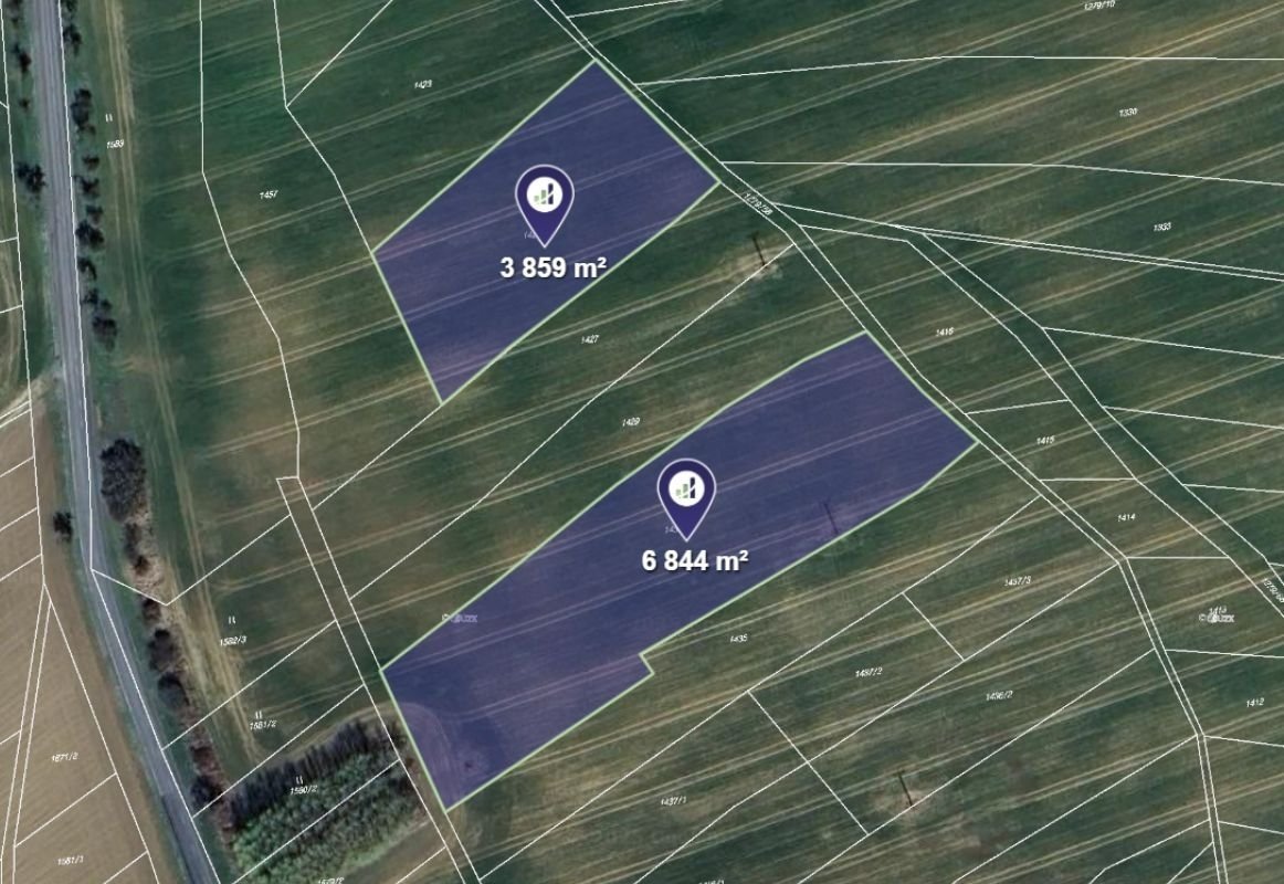 Prodej podílu 2/9 pole 3 581 m², Ondřejov