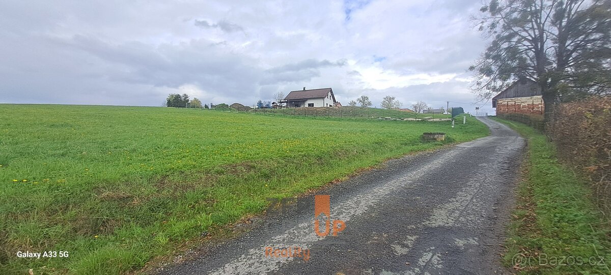 Prodej stavebního pozemku 4 261 m², Bruzovice, ev.č. 00604