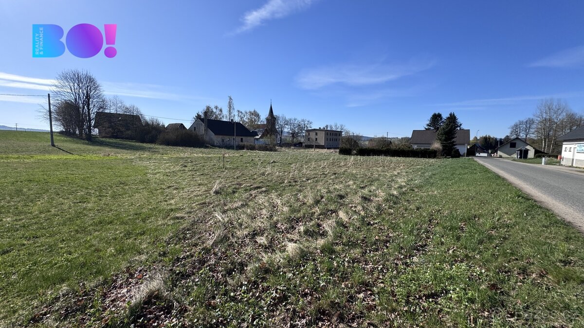 Prodej stavebního pozemku 4 715 m², Horní Lipka