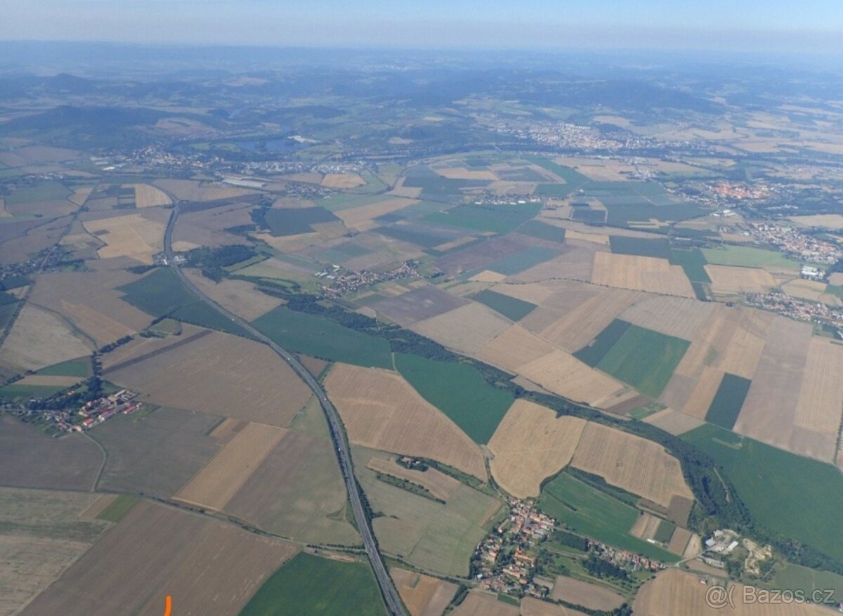 Prodej pole 13.676  m², Keblice, ev.č. 00107