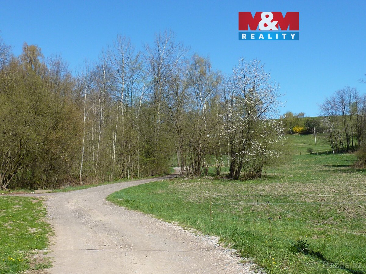 Prodej pozemku k bydlení,1453 m², Brzice, Běluň, Kohoutov