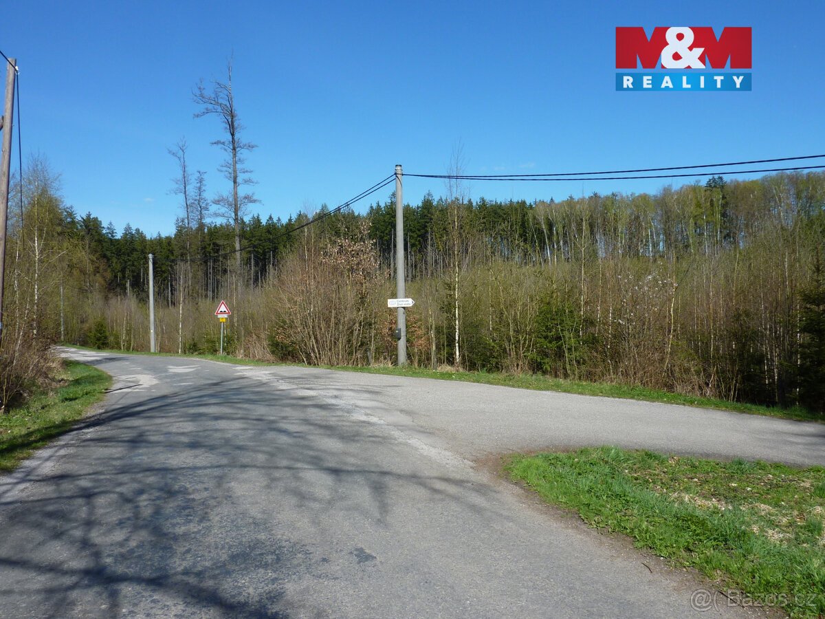 Prodej pozemku k bydlení,1453 m², Brzice, Běluň, Kohoutov