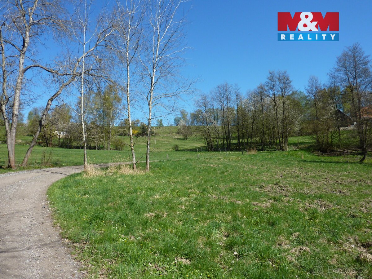 Prodej pozemku k bydlení,1453 m², Brzice, Běluň, Kohoutov
