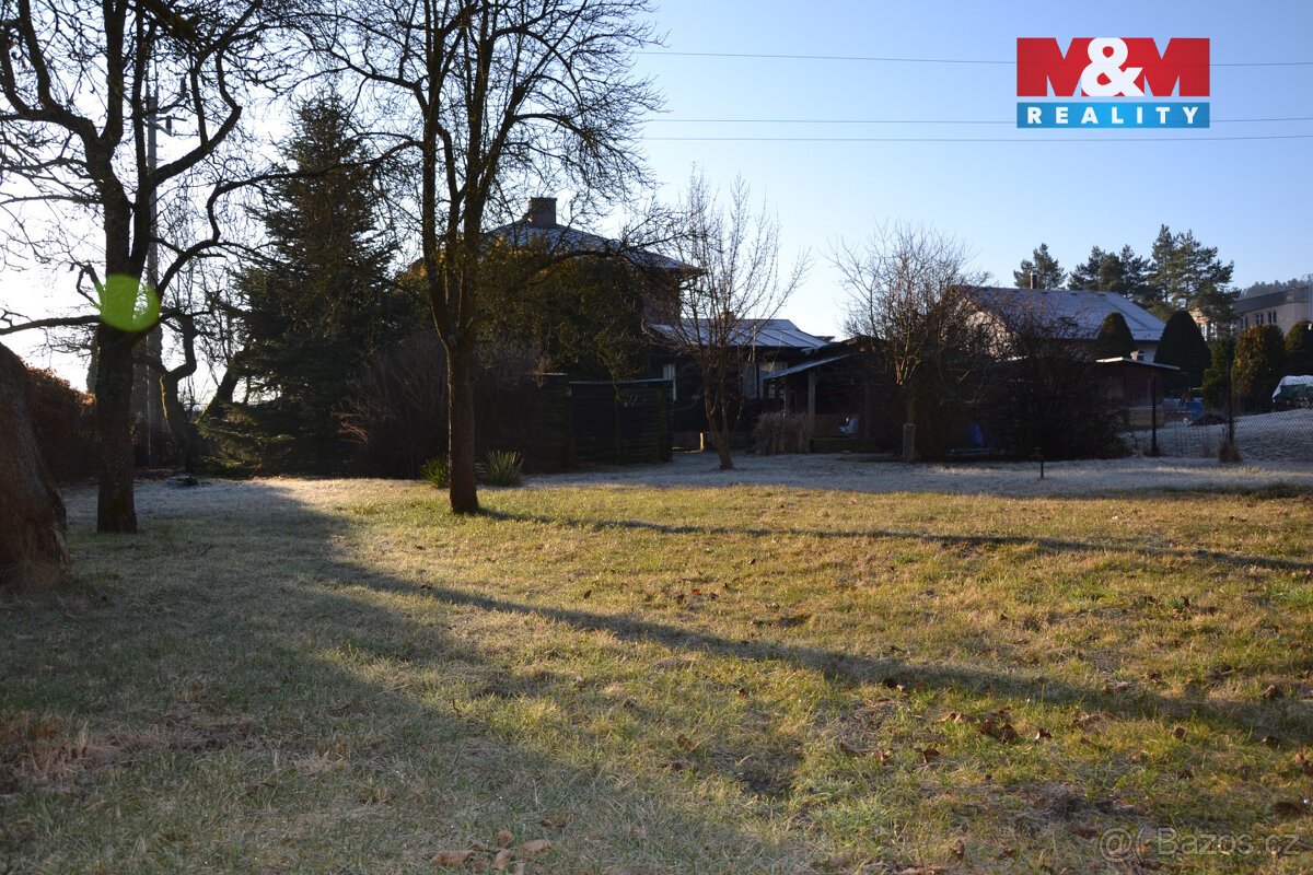 Prodej pozemku k bydlení, 976 m², Velké Poříčí, Hronov
