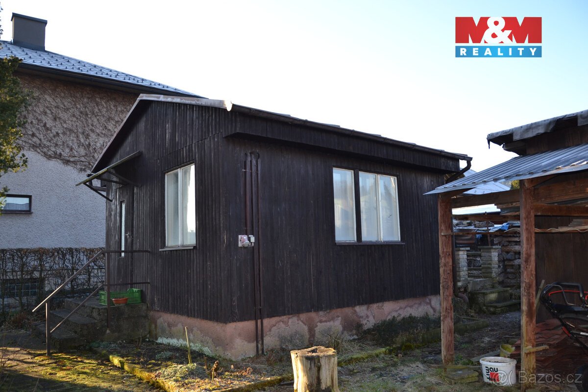 Prodej pozemku k bydlení, 976 m², Velké Poříčí, Hronov