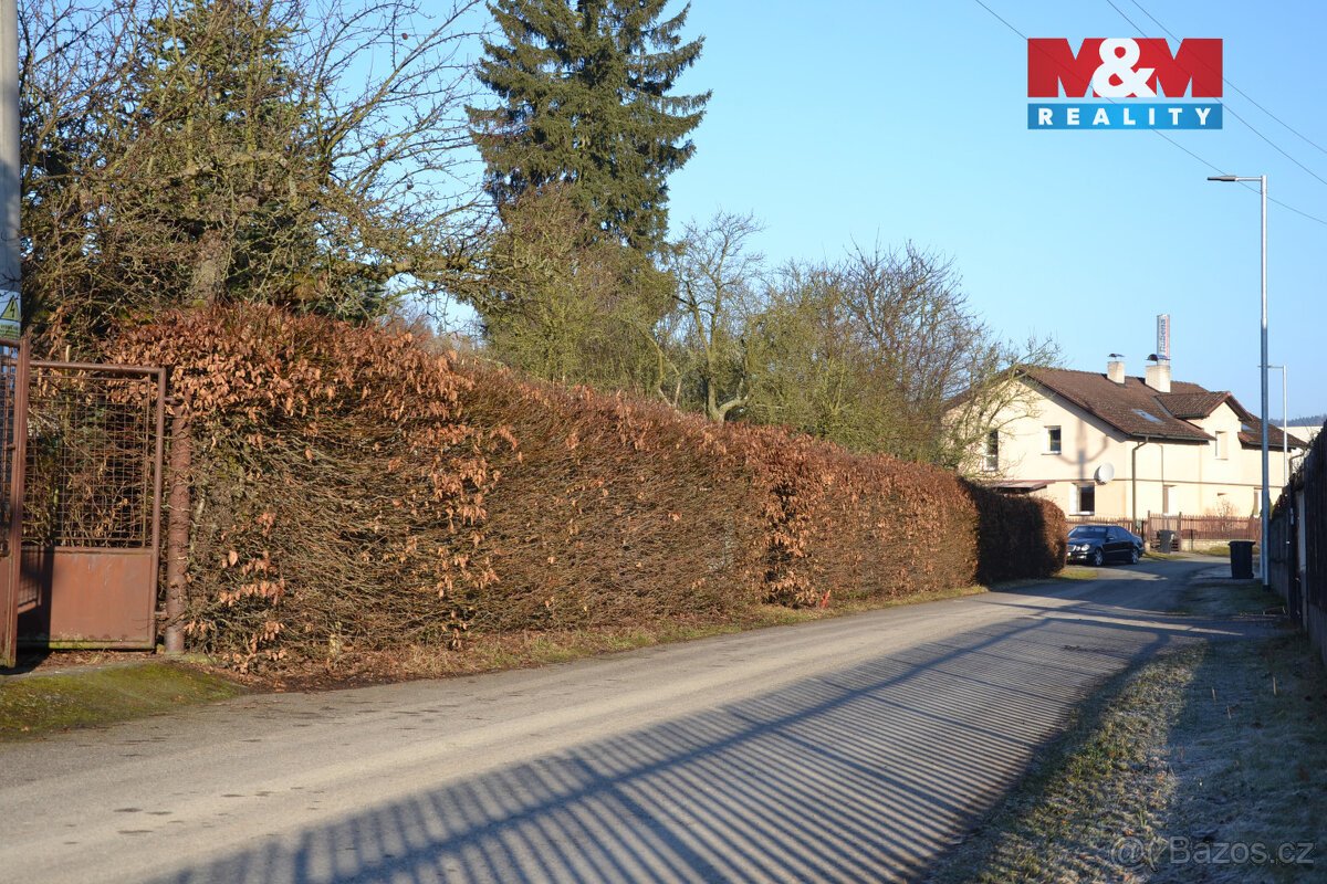 Prodej pozemku k bydlení, 976 m², Velké Poříčí, Hronov