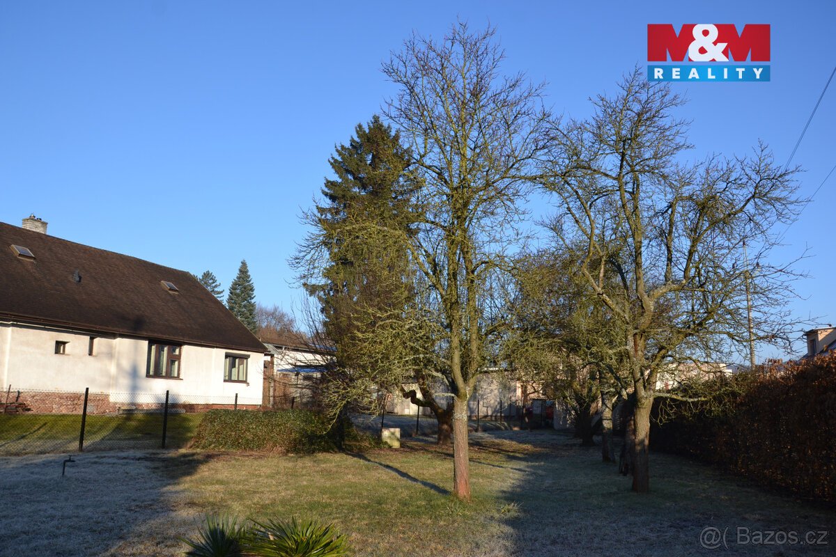 Prodej pozemku k bydlení, 976 m², Velké Poříčí, Hronov