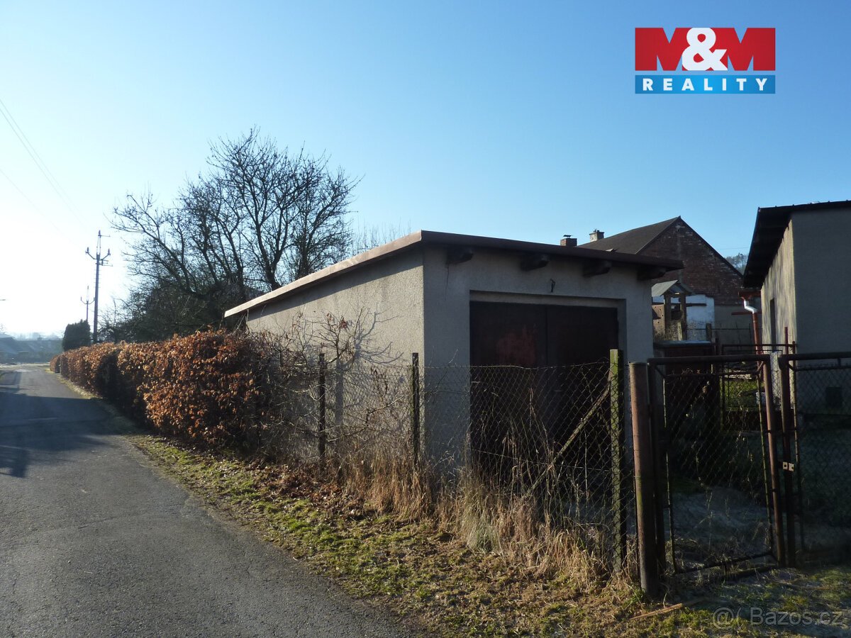 Prodej pozemku k bydlení, 976 m², Velké Poříčí, Hronov