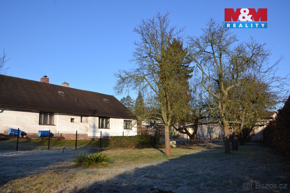 Prodej pozemku k bydlení, 976 m², Velké Poříčí, Hronov