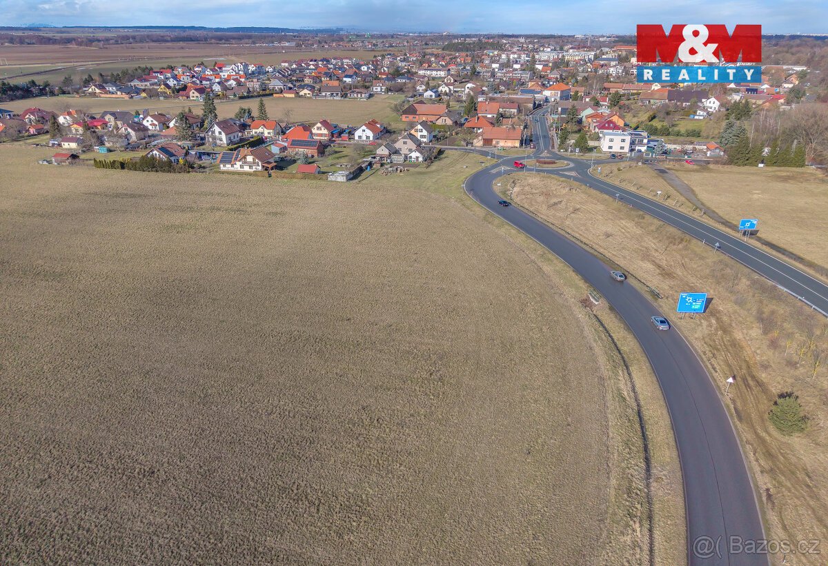 Prodej komerčního pozemku, Opatovice nad Labem, 8413 m²