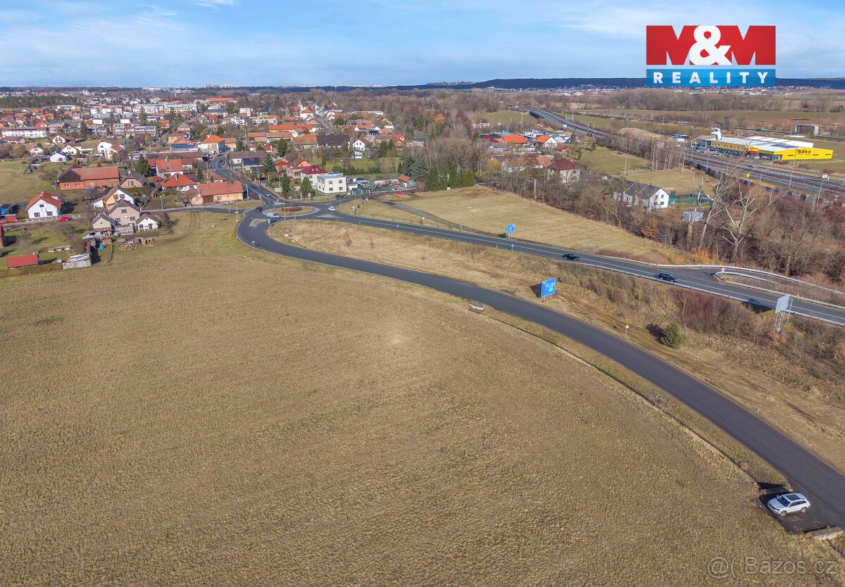 Prodej komerčního pozemku, Opatovice nad Labem, 8413 m²