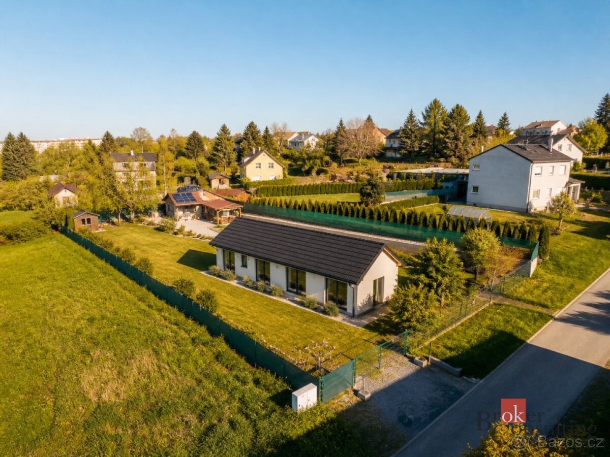 Prodej, pozemky/bydlení, 1271 m2, Ohrazenice, Semily [ID 845