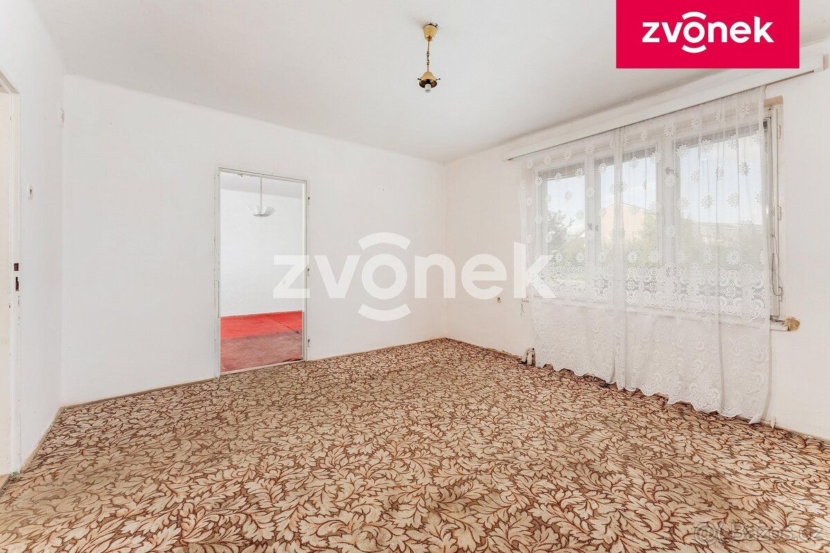 Prodej stavebního pozemku 454 m², Sazovice, ev.č. 722992