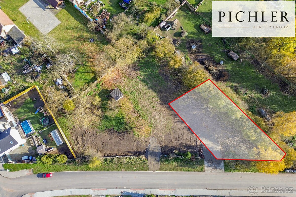 Prodej stavebního pozemku 696 m²