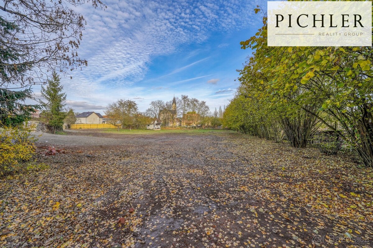 Prodej stavebního pozemku 696 m²