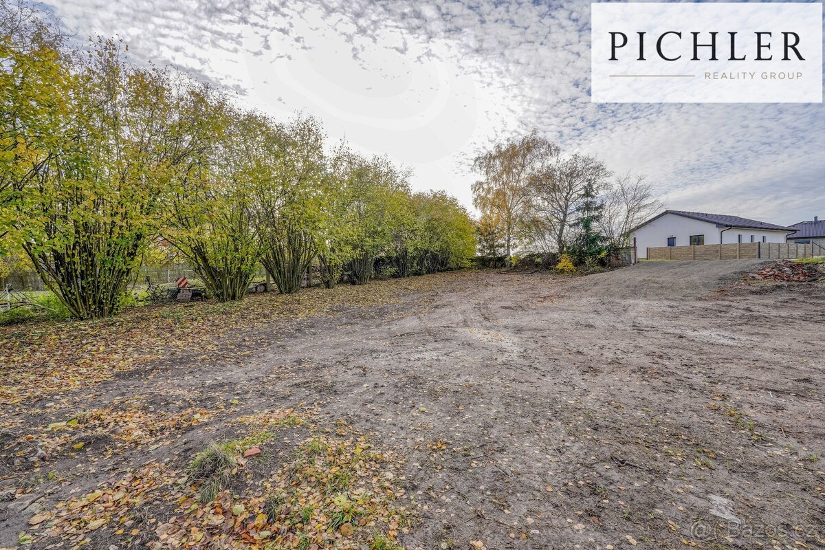 Prodej stavebního pozemku 696 m²
