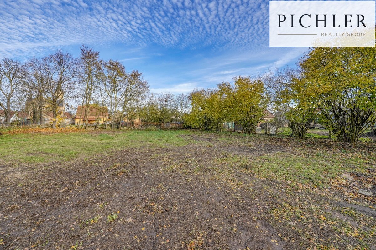 Prodej stavebního pozemku 615m²
